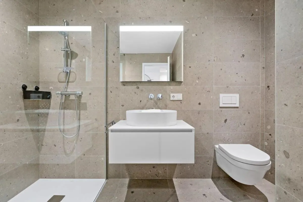 Appartamento Luxurious 2Br Apt With Balcony In Lussemburgo 0*,  Lussemburgo